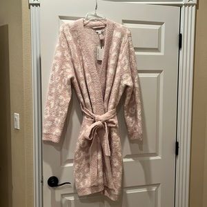 Barefoot Dreams robe NWT